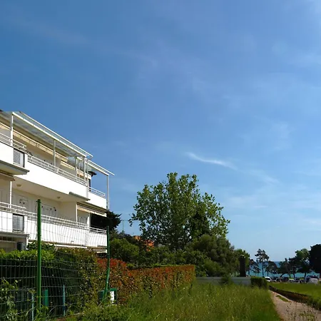 Apartment Flavia 1 Near The Beach, With Seaview In Umag - Zambratija (Istria)